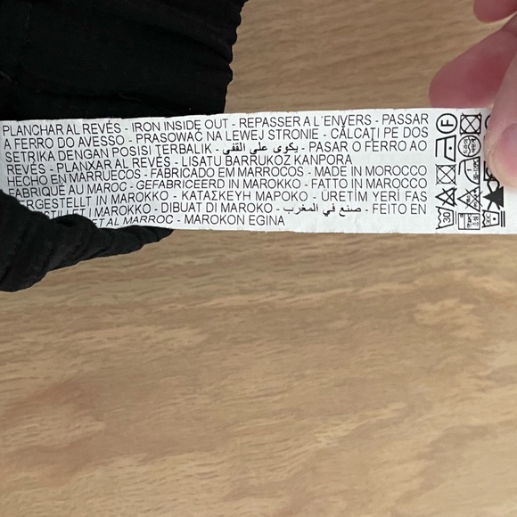 Zara|Black Stretch waist, straight leg trousers with side slits•••Trendy & cute - Picture 11 of 14